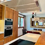 Elegant In Close To Caumasee * Flims
