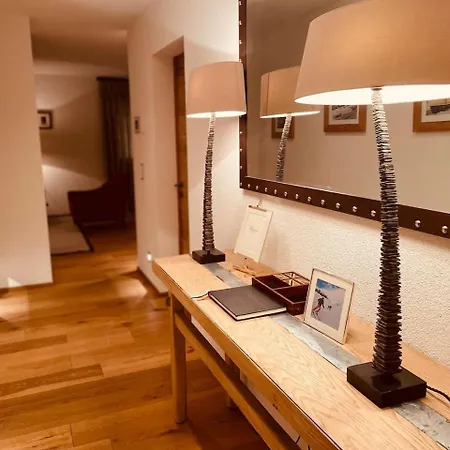 Elegant In Close To Caumasee Dom wakacyjny Flims