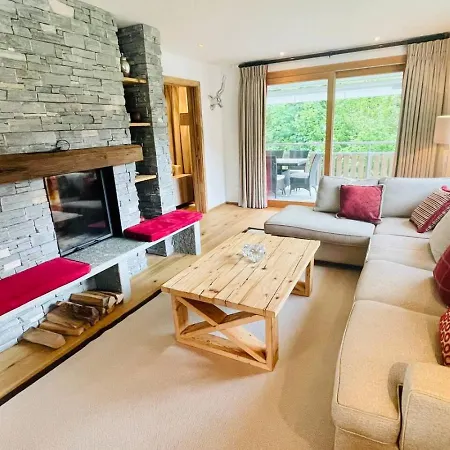 Holiday home Elegant In Close To Caumasee *