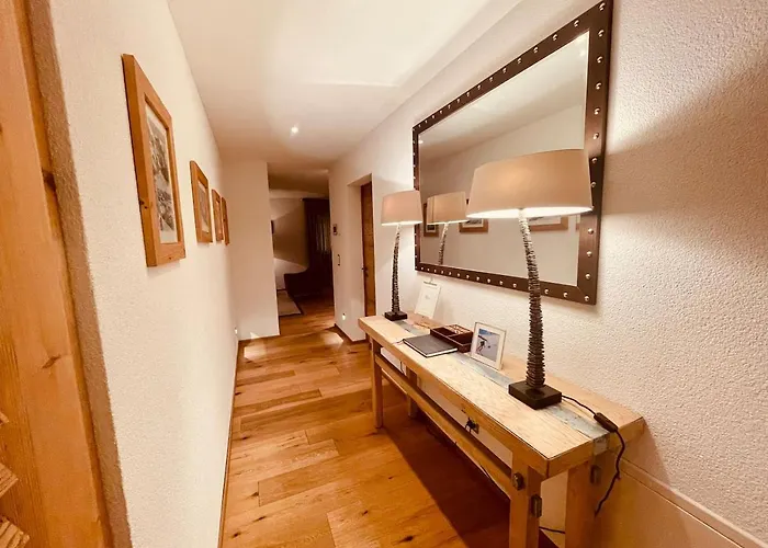 Holiday home Elegant In Close To Caumasee *