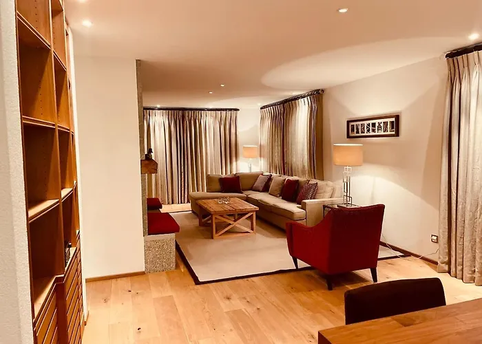 Holiday home Elegant In Close To Caumasee