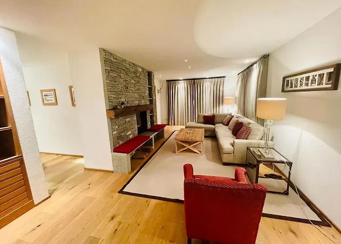 Holiday home Elegant In Close To Caumasee