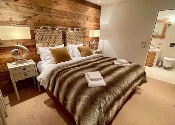 Elegant In Close To Caumasee Flims