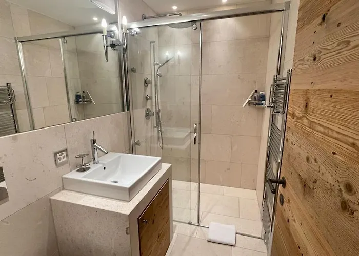 Elegant In Close To Caumasee Holiday home