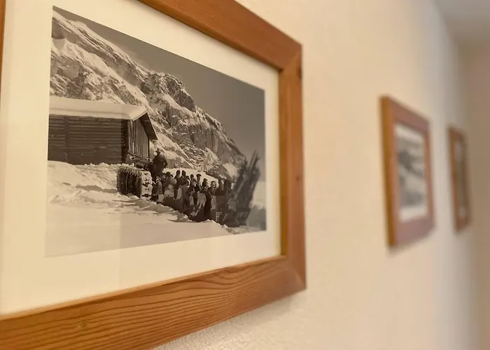 Elegant In Close To Caumasee