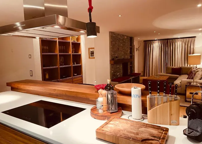 Elegant In Close To Caumasee